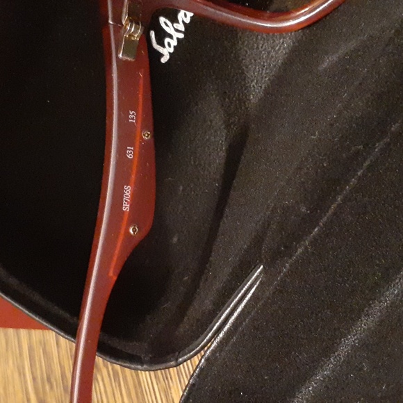 SALVATORE FERRAGAMO SUNGLASSES AND CASE - Picture 4 of 6